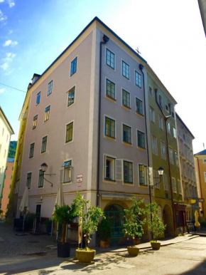 Guesthouse Mozart - Apartment House